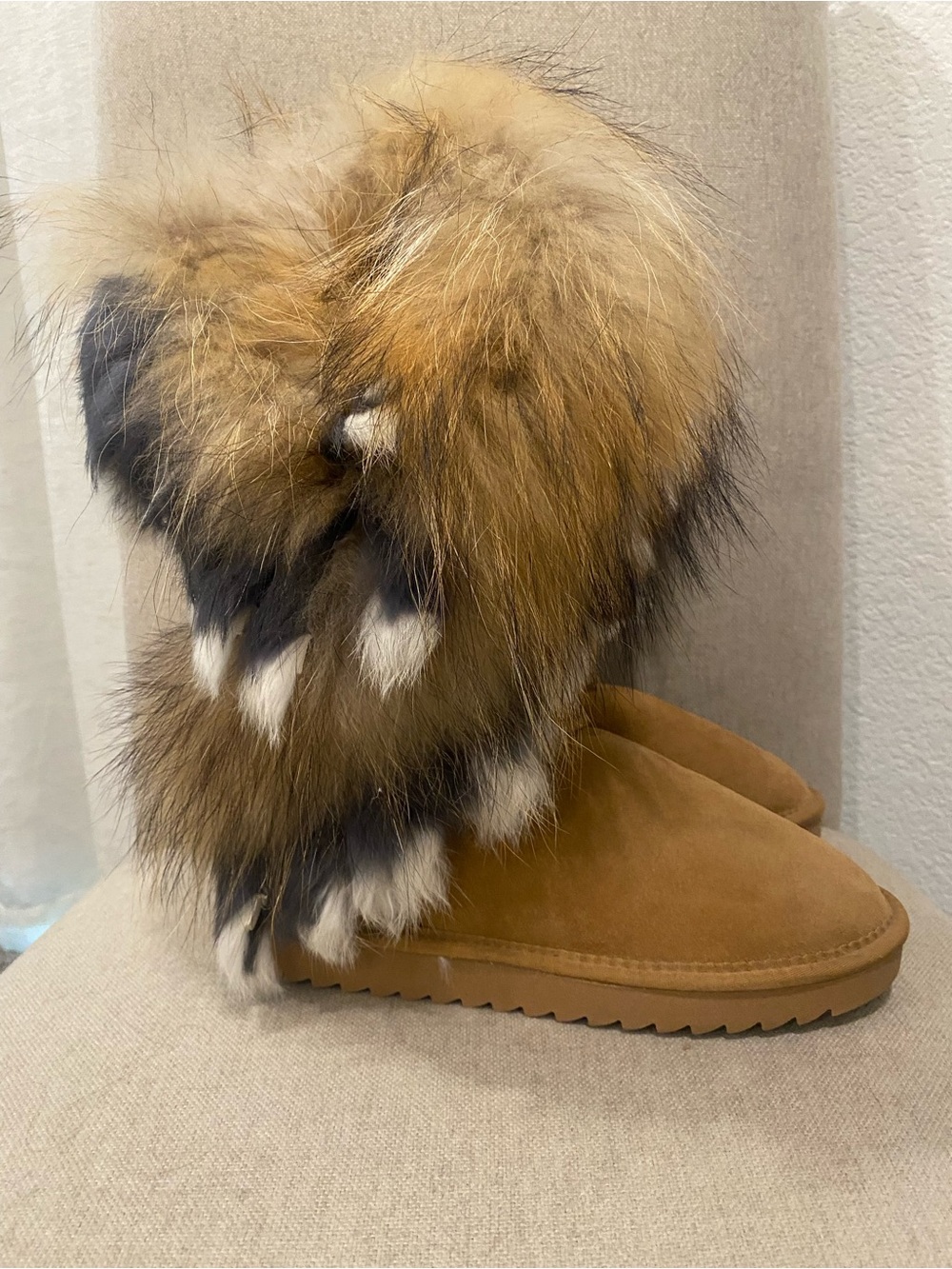 Women’s Tan Suede Winter Boots with Fur Trim
